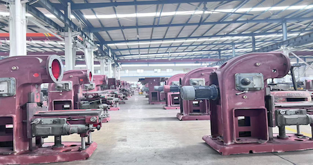 Jiangsu Kingston foca no fornecimento de fresadoras, impulsionando a metalurgia global.