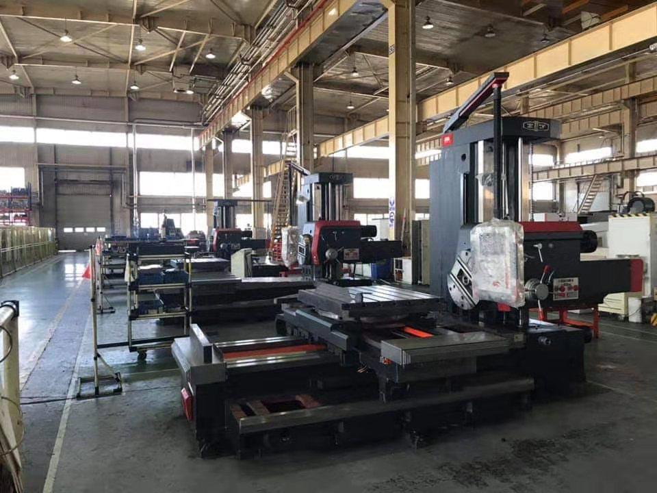 CNC boring milling machine for metal processing CNC boring milling machine for metal processing