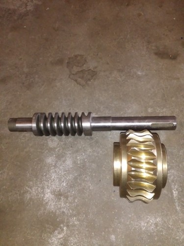 Industrial gear hobbing equipment